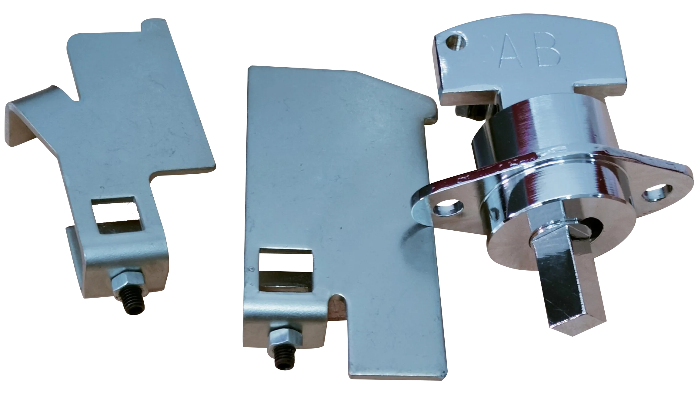 Siemens Castell Interlock Kit Type AB (1 Set = 1 Lock + 1 Key) Suitable For 100 to 250A, 3VT2/3, 3VA10/11/12/20/21/22, VL160X/VL160/VL250 MCCB, 3KT821/22/23, 3KL821/22/23 & 3KA821/22/23 Switch