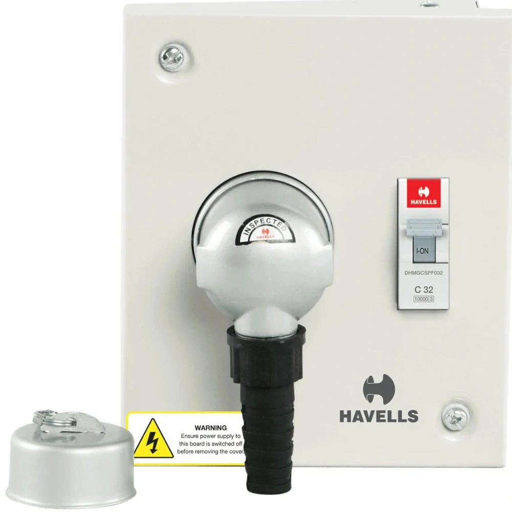 Havells Euro II Plug and Socket Board 30 A TPN Enclosure With 3 Pole Earth Metal Plug Socket DHDPUTN030