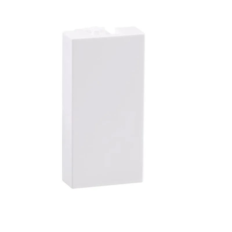 Legrand Lyncus 1 Module White Blank Plate 6772 76