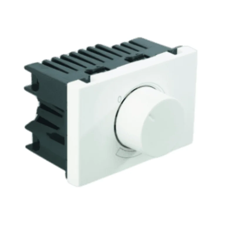Legrand Myrius White Light Dimmer 650 W 3 Module 6730 25