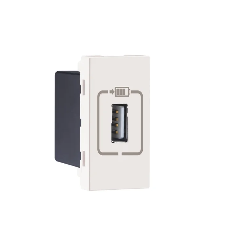 Legrand Myrius White USB Charger Socket 1.5 A 1 Module 6731 62
